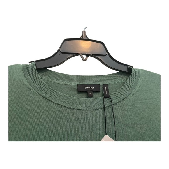 THEORY Crewneck lightweight sweater In green - Picture 11 of 14